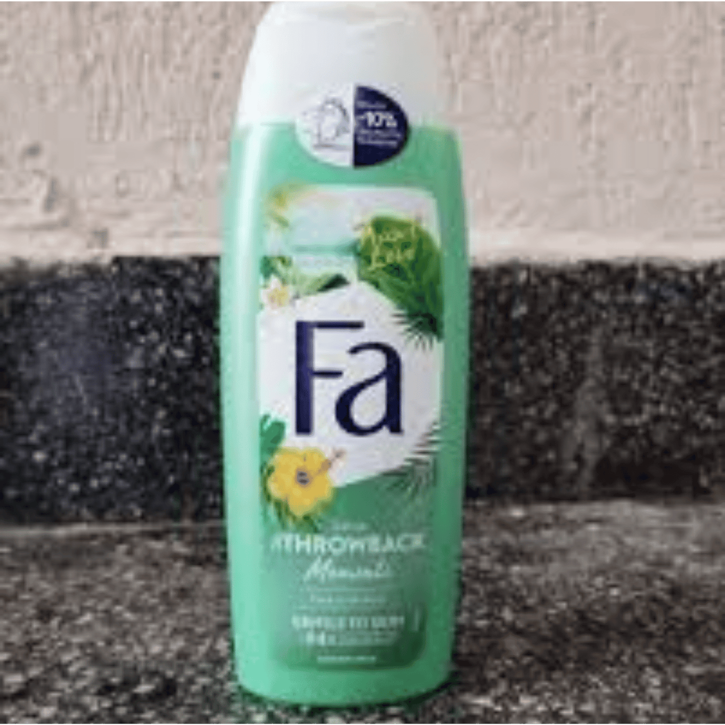 Fa Sense Throwback Moments Fresh Leaves Scent Shower Cream (250 ml) - wellkart