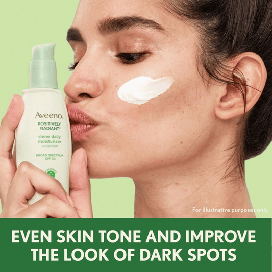 Aveeno Positively Radiant Daily Face Moisturizer - SPF15 (120 ml) SkinStash
